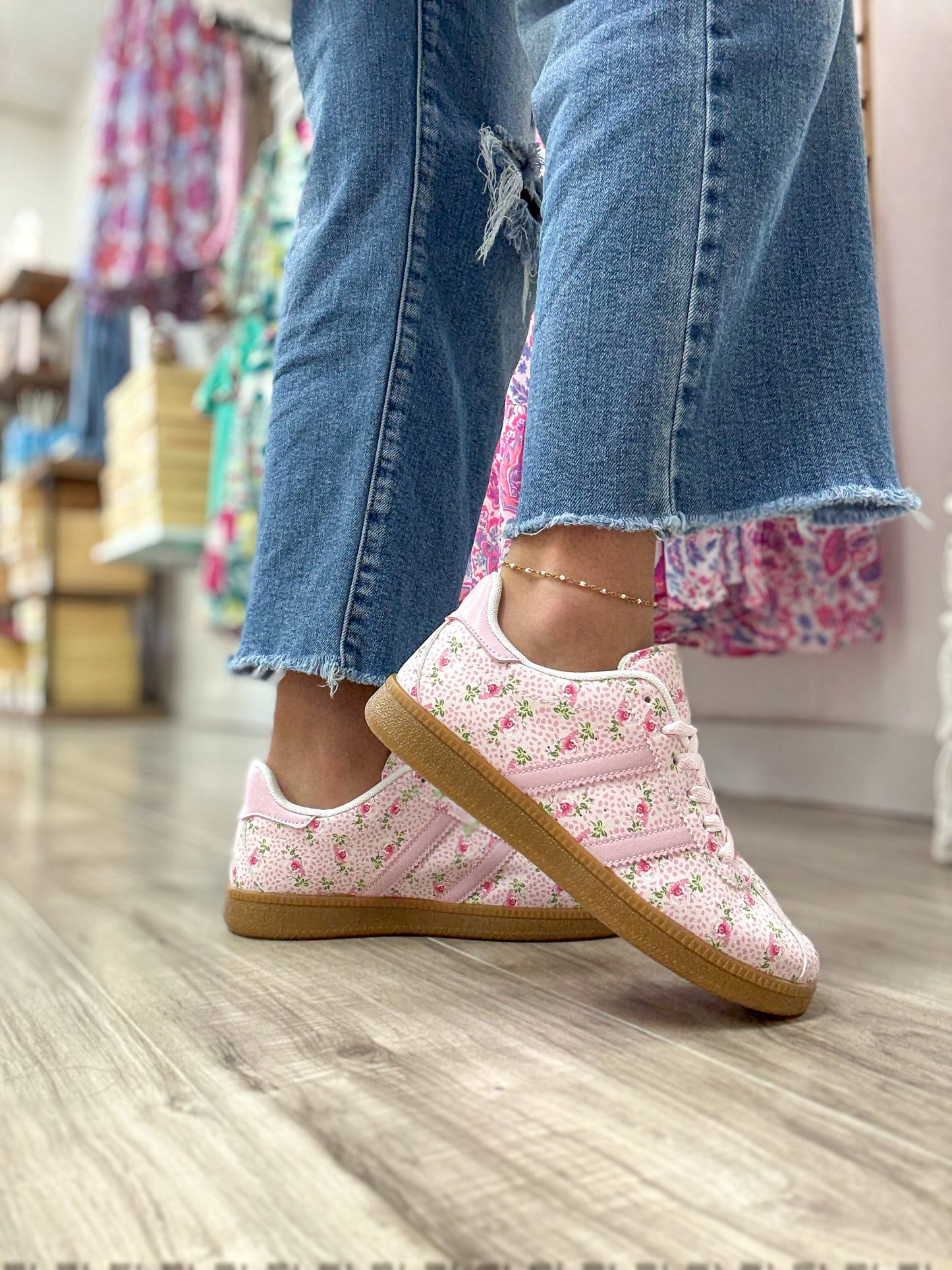 Faye Floral Sneaker