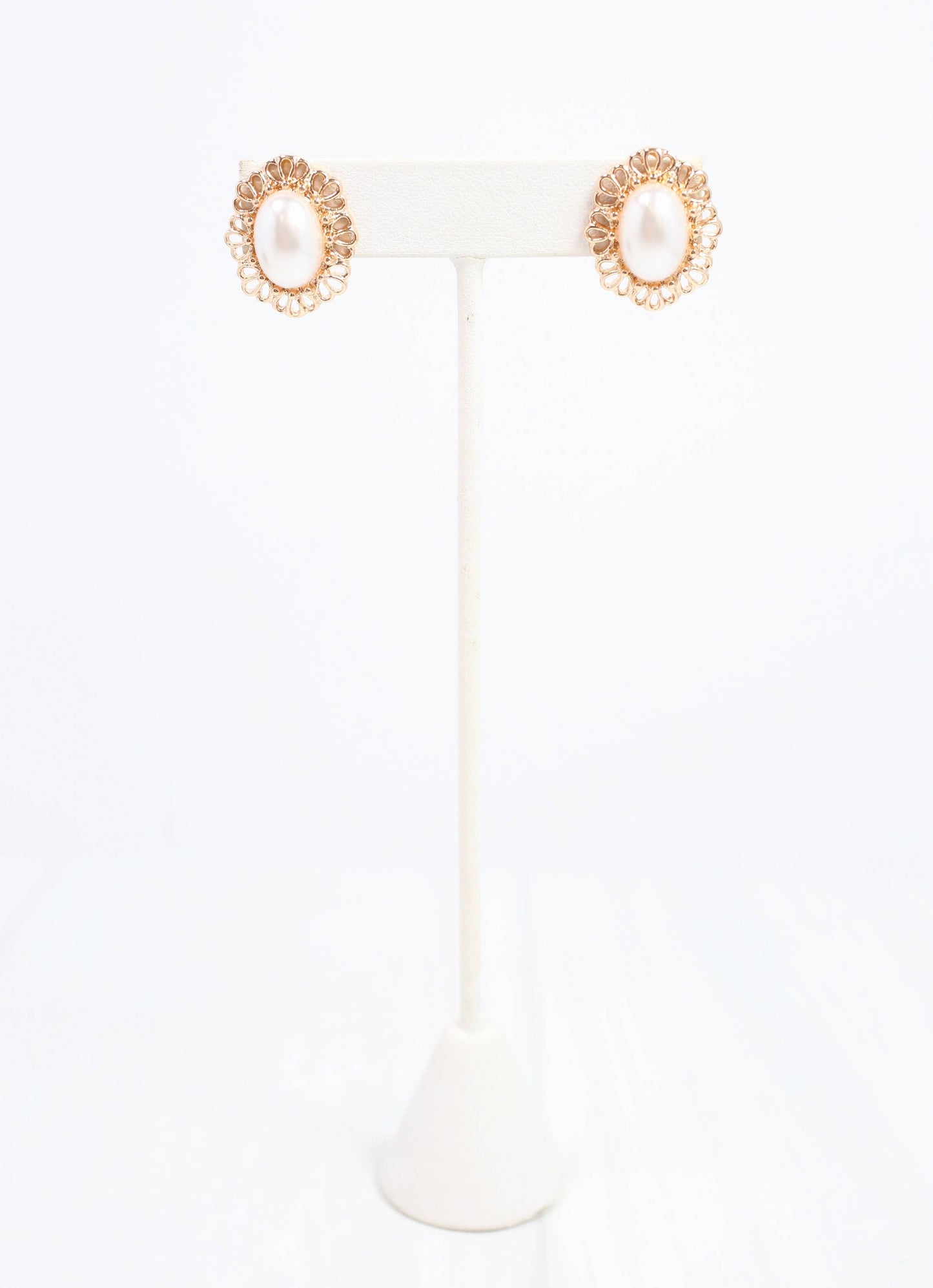 Magrath Pearl Stud Earring