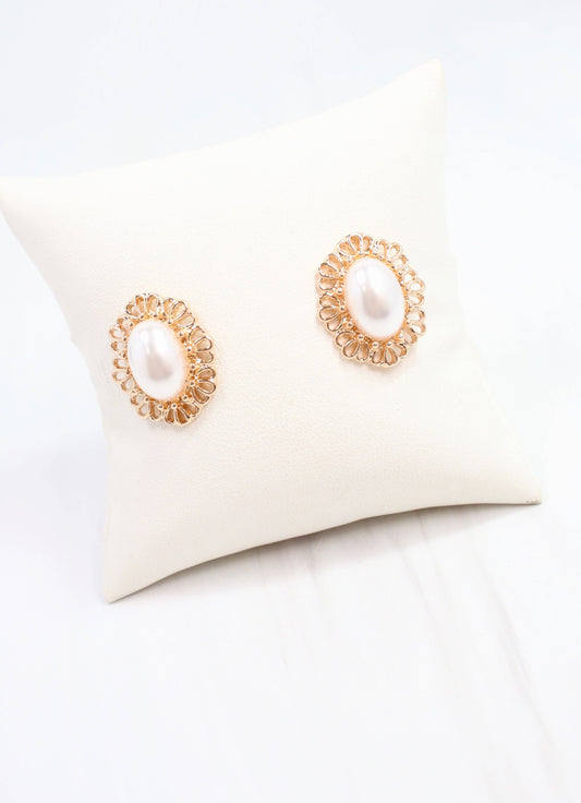 Magrath Pearl Stud Earring