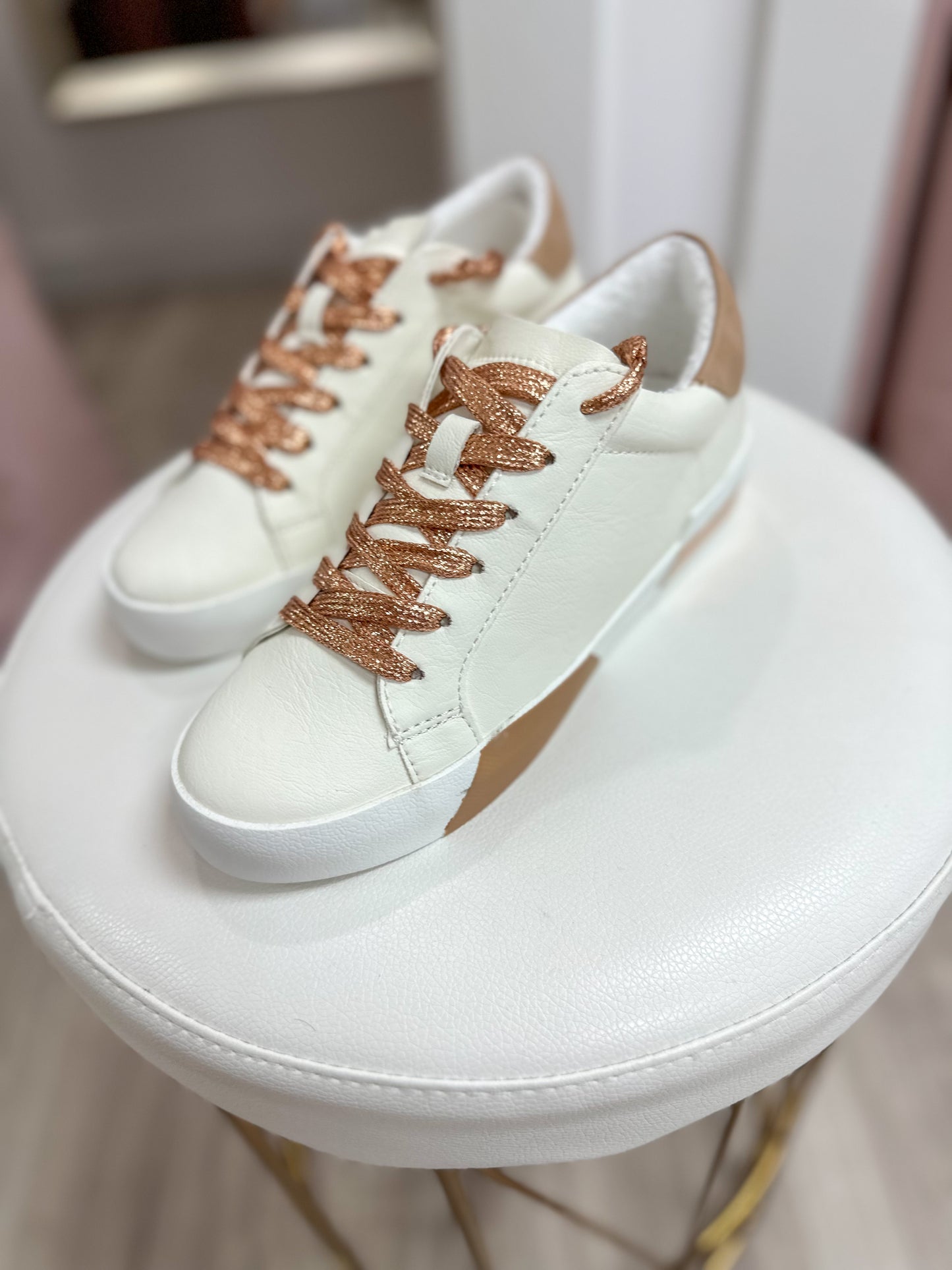 Mya Sneakers